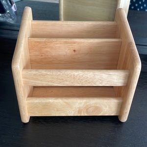 Wooden multipurpose organizer caddy